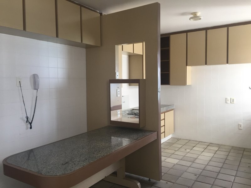 Apartamento à venda Boa Viagem com 390m² e 5 quartos por R$ 1.700.000 - 124955031-4d914910-49d5-479c-8c09-3b9d01bc3009.JPG