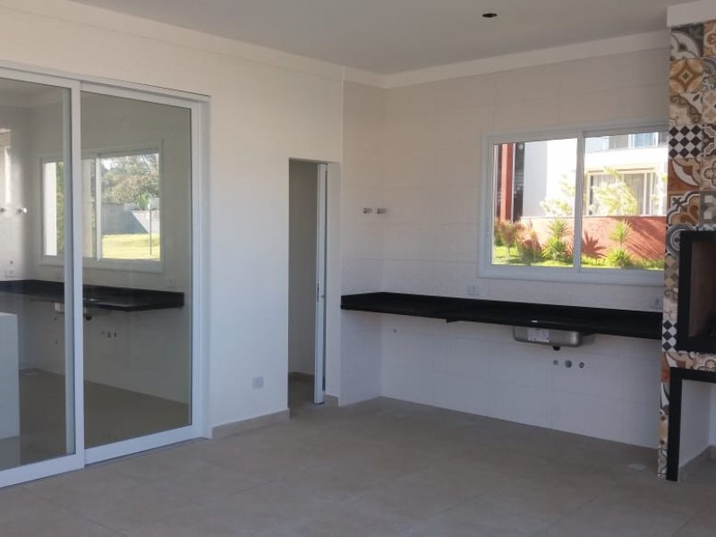 imóvel com 250m² - Botujuru - Mogi das Cruzes