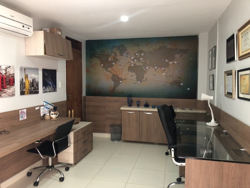 Casa à venda Jardim Atlantica com 352m² e 5 quartos por R$ 1.300.000 - 1019234153-img-2649.JPG