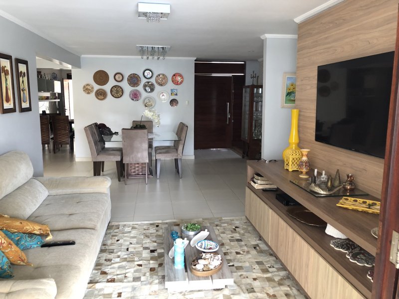 Casa à venda Jardim Atlantica com 352m² e 5 quartos por R$ 1.300.000 - 154117598-img-7897.JPG