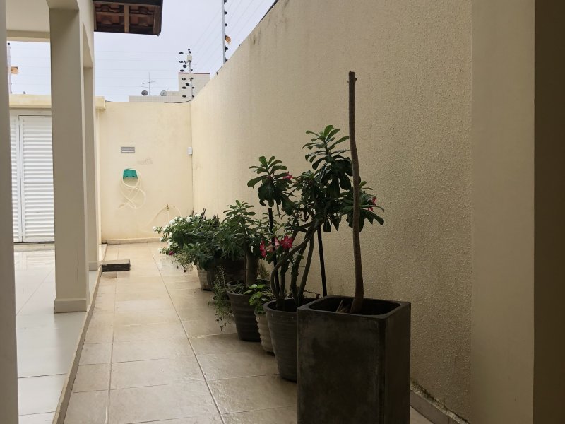 Casa à venda Jardim Atlantica com 352m² e 5 quartos por R$ 1.300.000 - 1976864426-img-2650.JPG