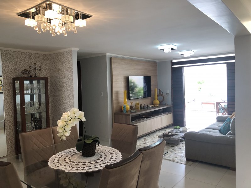 Casa à venda Jardim Atlantica com 352m² e 5 quartos por R$ 1.300.000 - 266479120-img-2631.JPG