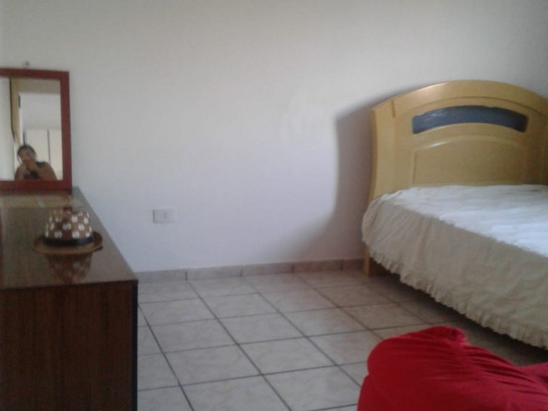 Casa para alugar Jardim Mônica com 32m² e 1 quarto por R$ 650 - 1647182462-whatsapp-image-2019-07-04-at-10.jpeg