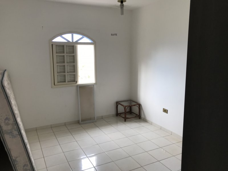 Casa à venda Jardim Mariluz com 100m² e 2 quartos por R$ 300.000 - 328709431-iphone-tato-18-19-539.JPG