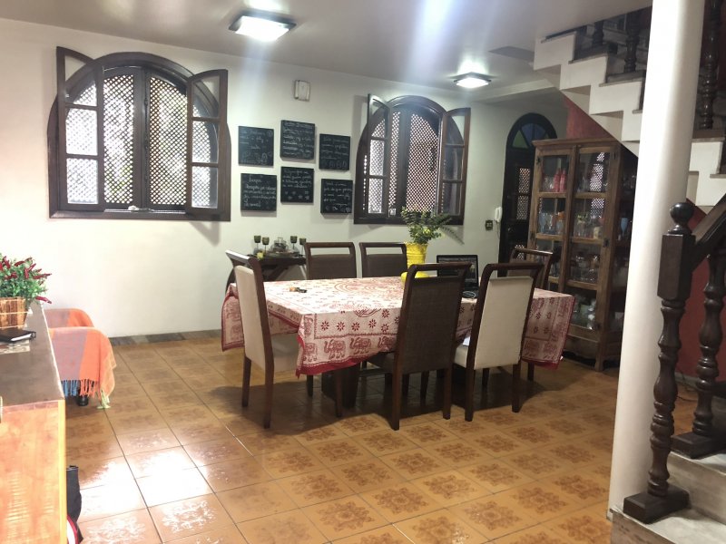 Casa à venda Jardim Nova América com 529m² e 5 quartos por R$ 1.000.000 - 2075525810-22f1de4b-b183-4d2a-ad77-a7a8471209f6.jpeg