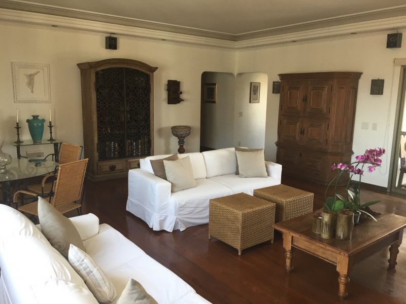 Apartamento à venda Higienópolis com 262m² e 4 quartos por R$ 700.000 - 43560750-img-8709.JPG