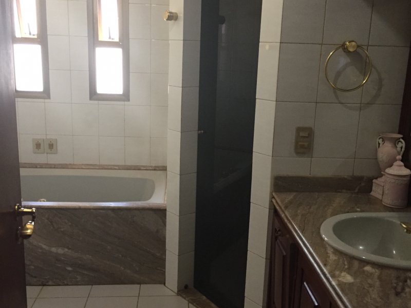 Apartamento à venda Higienópolis com 262m² e 4 quartos por R$ 700.000 - 854575109-img-8730.JPG