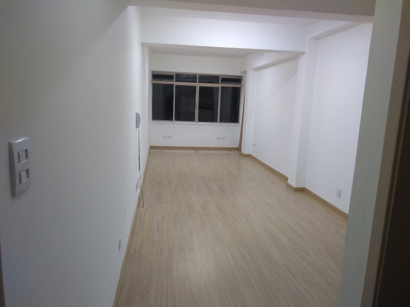 Comercial para alugar Centro com 31m² e  quartos por R$ 850 - 1106576420-foto-8.jpg