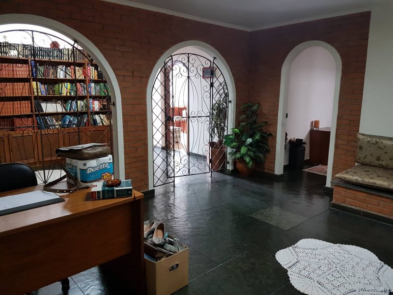 Comercial à venda Centro com 140m² e  quartos por R$ 450.000 - 1828292261-66429608-369169297075559-5085228814468907008-n.jpg