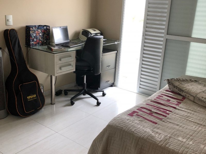 Casa de condomínio à venda Parque Bom Retiro com 240m² e 4 quartos por R$ 1.100.000 - 874613324-0f841820-979d-44ee-bc10-7453f64f4ee1.jpeg