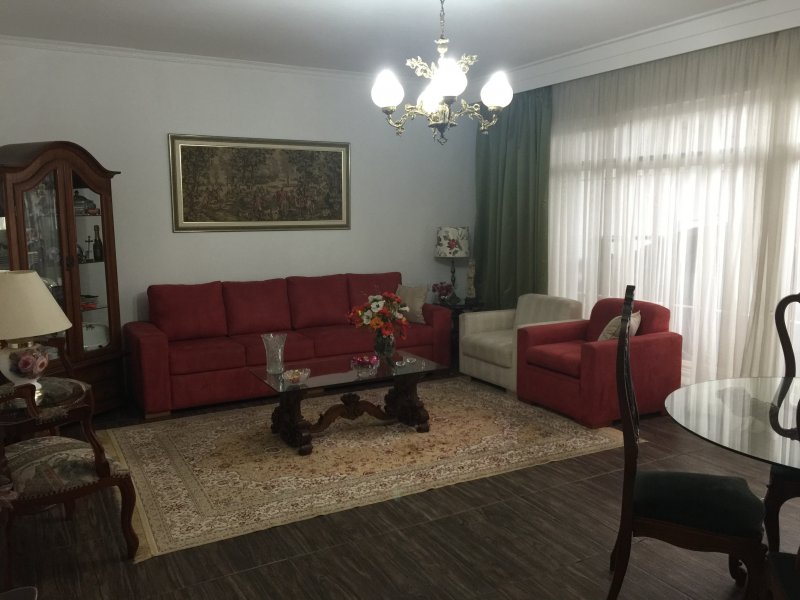 Casa para alugar Jardim Utinga com 350m² e 4 quartos por R$ 3.000 - 1649732399-4ea0d17e-e109-47e4-ae5c-6246af7a89ca.jpeg