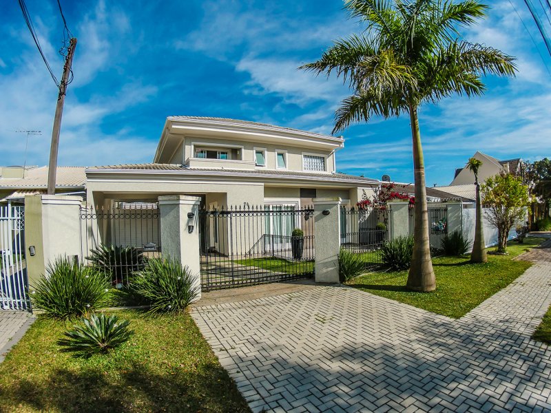 imóvel com 372m² - Jardim das Américas - Curitiba