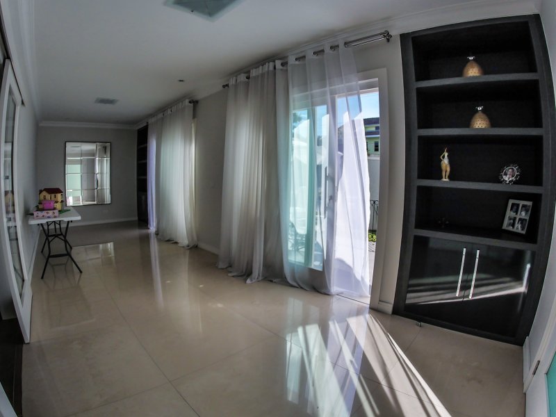imóvel com 372m² - Jardim das Américas - Curitiba