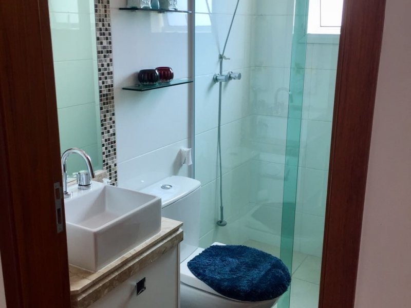Apartamento à venda Jardim Santo Antônio com 180m² e 3 quartos por R$ 570.000 - 1940111423-banheiro-social.jpg