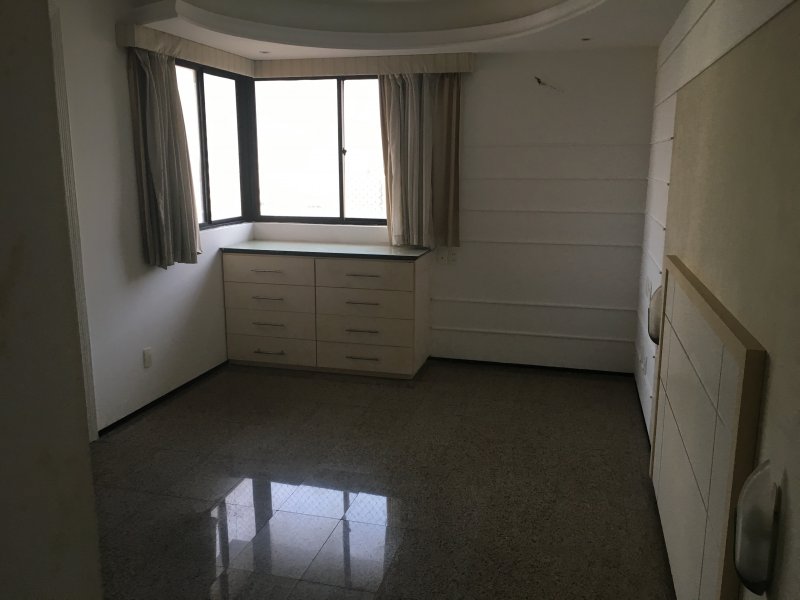 Apartamento à venda Meireles com 170m² e 3 quartos por R$ 800.000 - 1263833157-img-1441.JPG