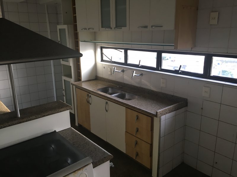 Apartamento à venda Meireles com 170m² e 3 quartos por R$ 800.000 - 272146426-img-1468.JPG