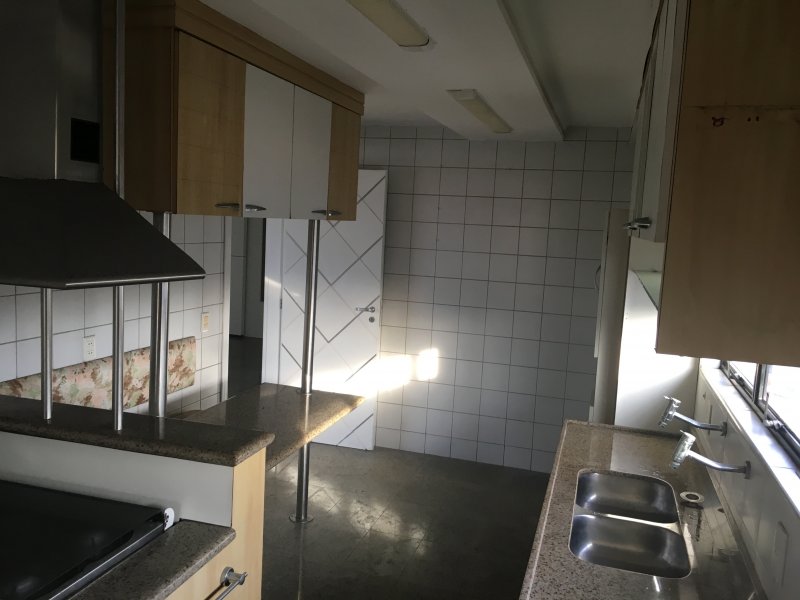 Apartamento à venda Meireles com 170m² e 3 quartos por R$ 800.000 - 395840857-img-1466.JPG