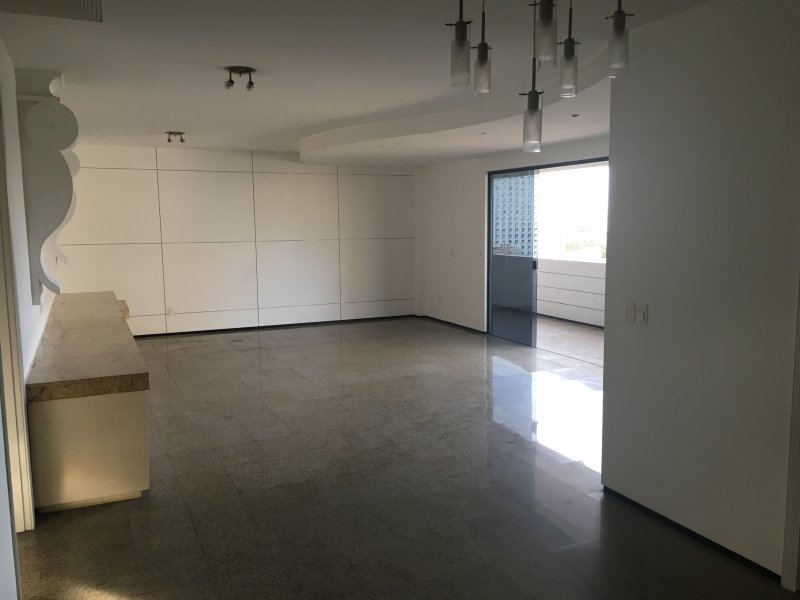 Apartamento à venda Meireles com 170m² e 3 quartos por R$ 800.000 - 866165297-img-1462.JPG