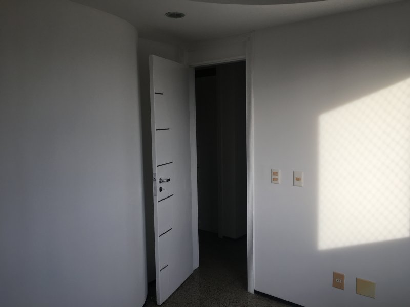 Apartamento à venda Meireles com 170m² e 3 quartos por R$ 800.000 - 919107969-img-1458.JPG