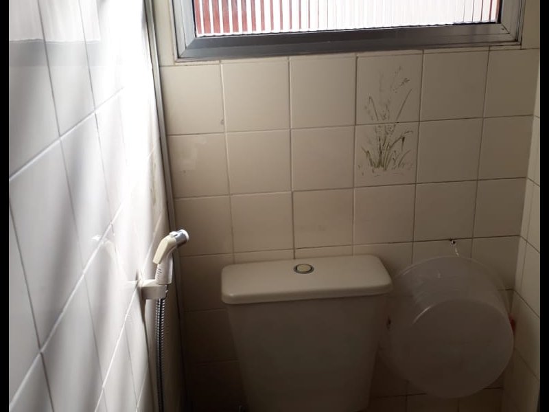 Apartamento à venda Vila Buarque com 70m² e 2 quartos por R$ 570.000 - 532893299-vaso-sanitario-na-arrea-de-servico.jpg