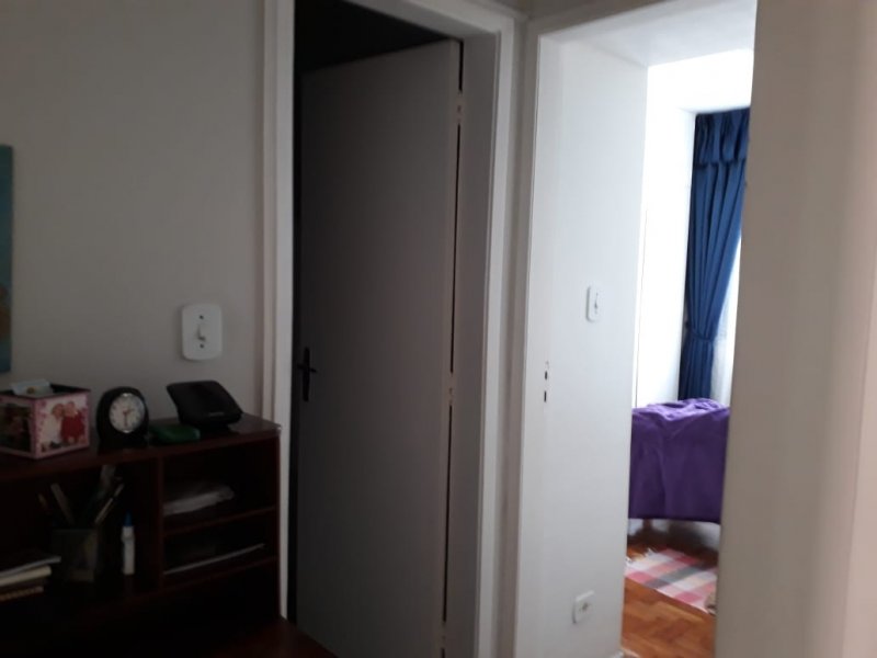 Apartamento à venda Vila Buarque com 70m² e 2 quartos por R$ 570.000 - 542704799-hall-do-banheiro-e-do-quatro-a-esquerda.jpg