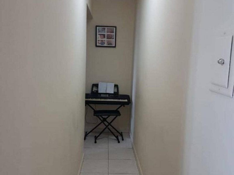 Apartamento à venda Vila Jaraguá com 64m² e 2 quartos por R$ 200.000 - 616500644-corredor-copia.jpg