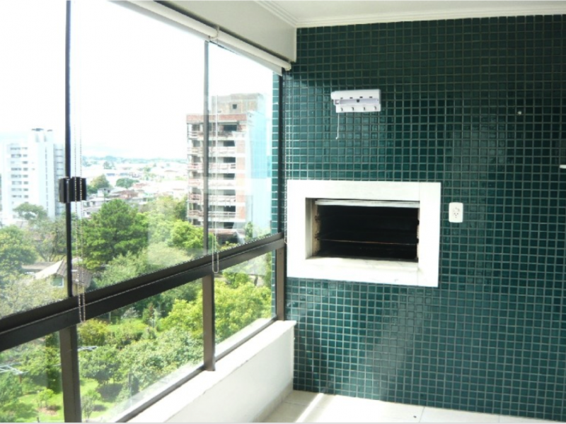 Apartamento à venda Nossa Senhora de Lourdes com 132m² e 3 quartos por R$ 540.000 - 1283988814-sacada-com-churrasqueira.png