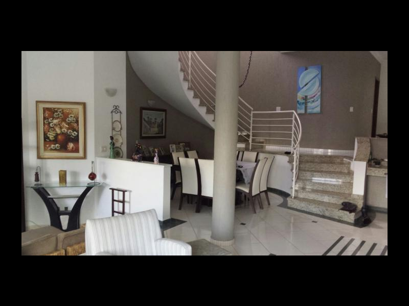 Casa à venda Jardim Messina com 295m² e 4 quartos por R$ 940.000 - 1751660614-e52fec9c-560f-4f06-8e2d-5319b97c834c.png