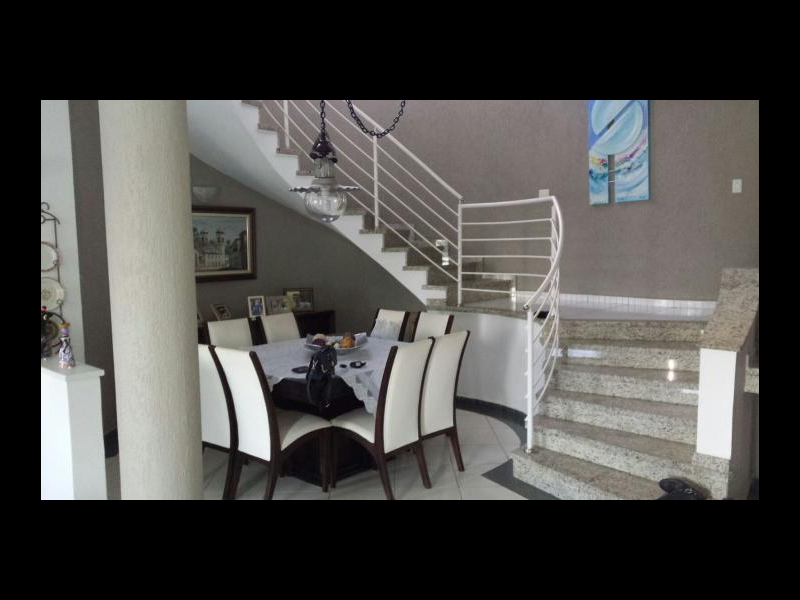 Casa à venda Jardim Messina com 295m² e 4 quartos por R$ 940.000 - 2033588699-ebfe16bc-96f5-4127-8c99-bfa970f6a480.png