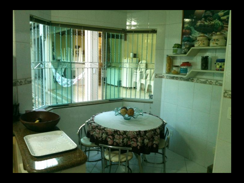 Casa à venda Jardim Messina com 295m² e 4 quartos por R$ 940.000 - 892549281-7f174be2-377f-4796-806a-b2bfb47639f8.png