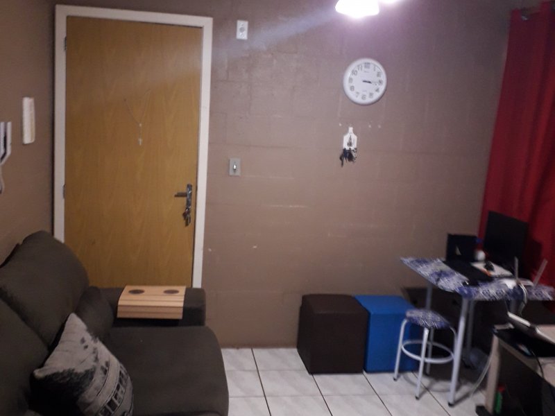 Apartamento à venda Lomba do Pinheiro com 40m² e 2 quartos por R$ 110.000 - 886311189-20190605-150911.jpg