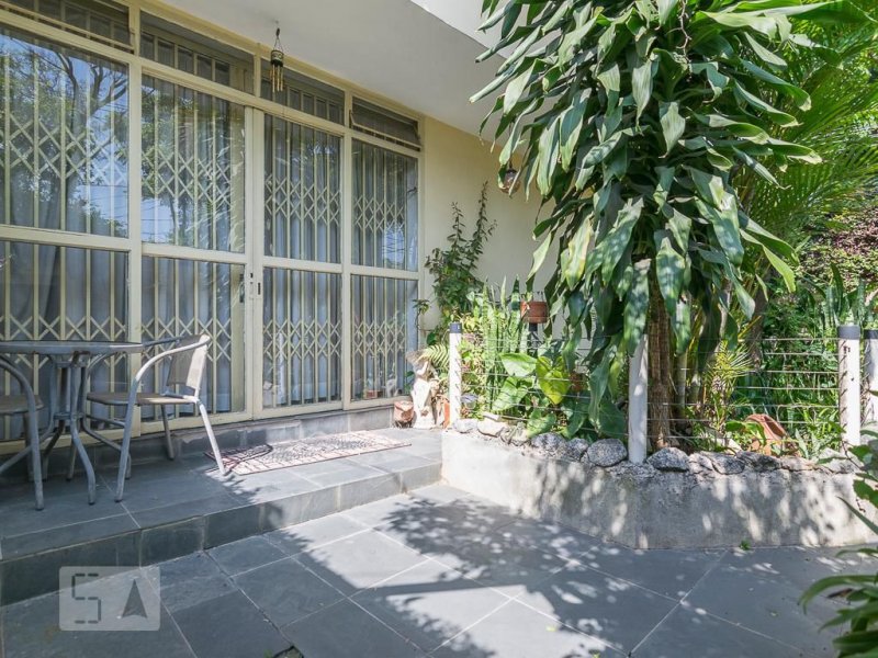 Casa à venda Vila São Pedro com 298m² e 4 quartos por R$ 780.000 - 1608345901-quintal-3.jpg