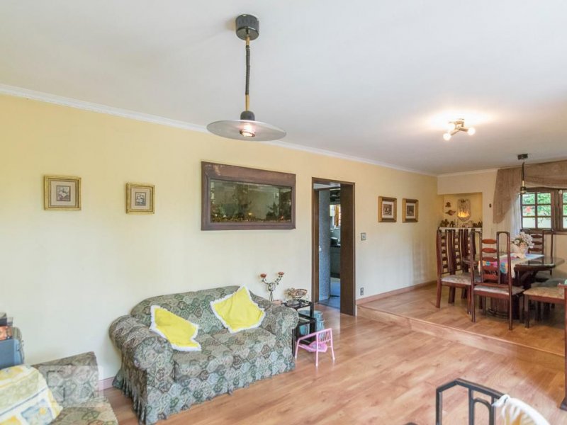 Casa à venda Vila São Pedro com 298m² e 4 quartos por R$ 780.000 - 225547227-sala-de-estar-2.jpg