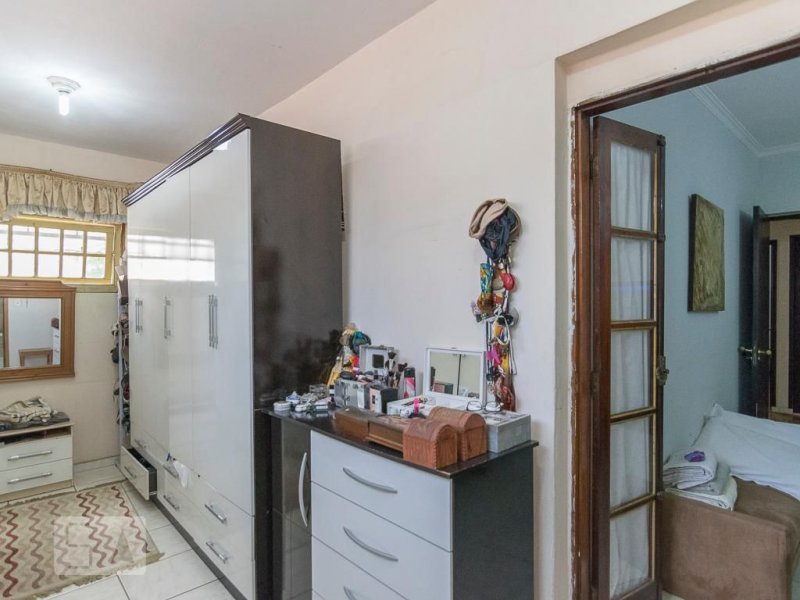 Casa à venda Vila São Pedro com 298m² e 4 quartos por R$ 780.000 - 945694832-closet-2-copy.jpg