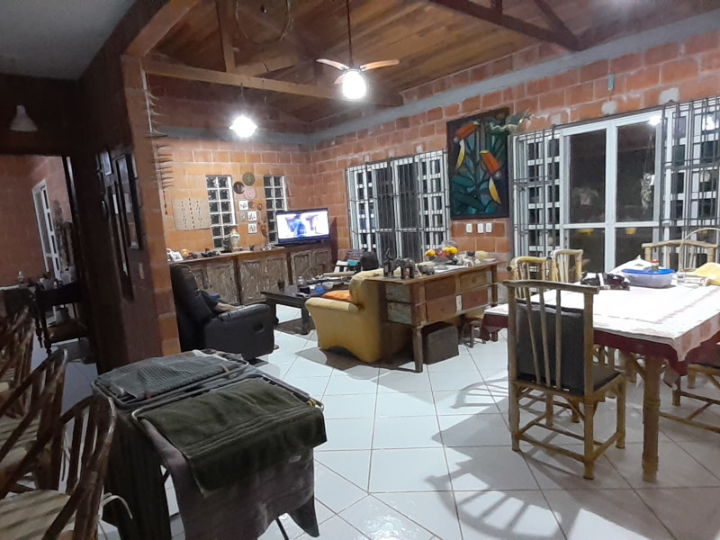imóvel com 156m² - Praia da Boracéia - São Sebastião
