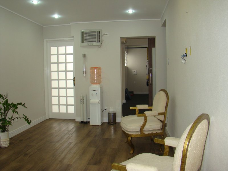 Casa para alugar Cambuí com 197m² e 7 quartos por R$ 8.000 - 1098582989-img-20190702-wa0027.jpg