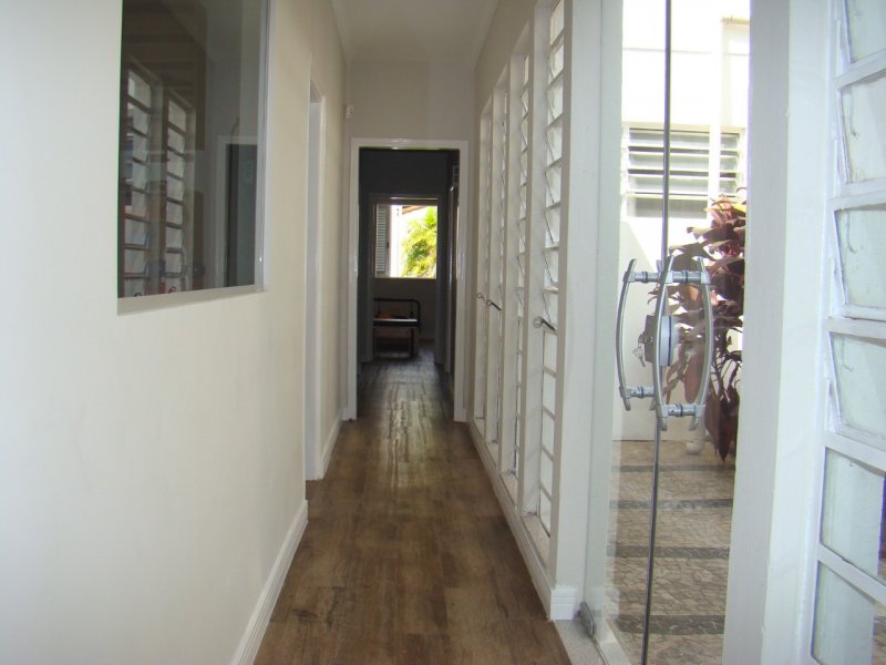 Casa para alugar Cambuí com 197m² e 7 quartos por R$ 8.000 - 1231342154-img-20190702-wa0033.jpg