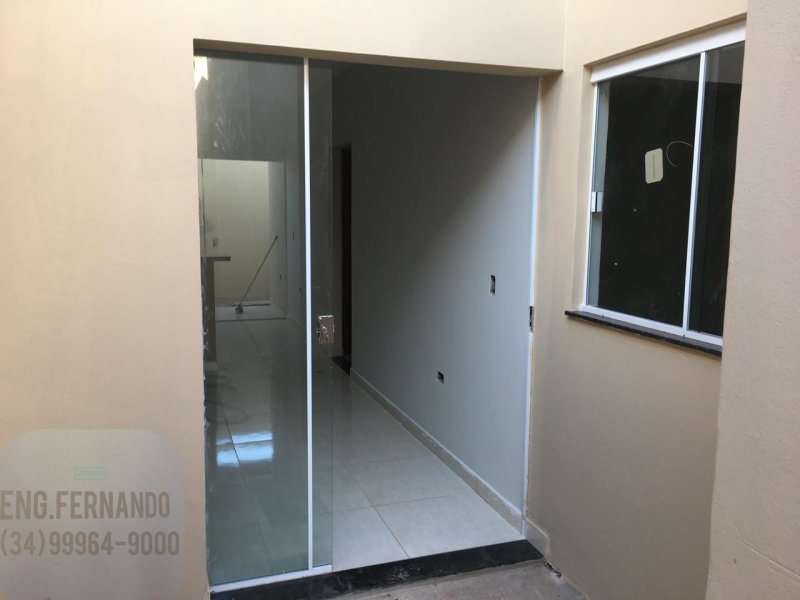 Casa à venda Novo Mundo com 47m² e 2 quartos por R$ 145.000 - 575210218-63c76342-12e2-42b5-aacf-a1c6f5d1e8e2.jpeg