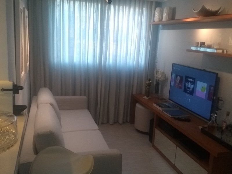 Apartamento à venda Parada de Lucas com 47m² e 2 quartos por R$ 265 - 858863906-img-20190623-165616407.jpg