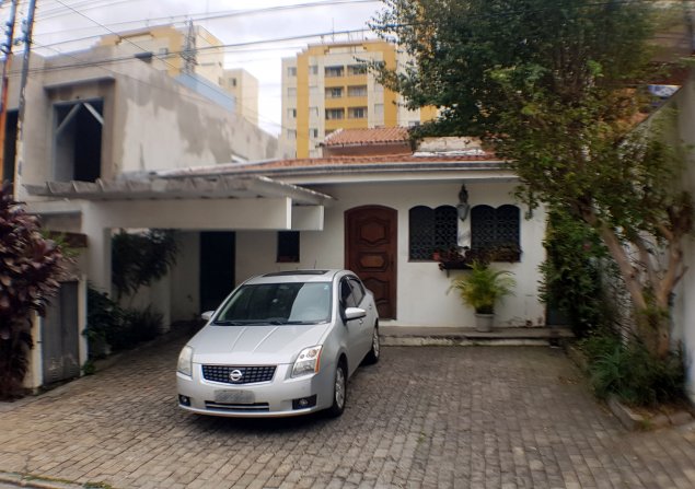 imóvel com 204m²