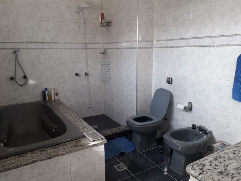 Casa à venda Jardim Santo Antonio com 250m² e 3 quartos por R$ 850.000 - 730540924-whatsapp-image-2019-07-02-at-17.jpeg