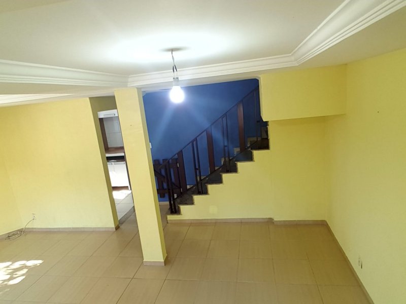Casa de condomínio à venda Tanque com 136m² e 4 quartos por R$ 390.000 - 1674580463-img-20180902-wa0173.jpg