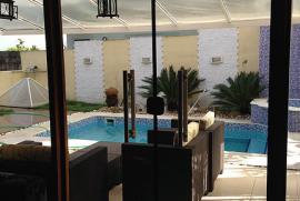 Casa de condomínio à venda Centro com 400112m² - 3 dormitórios -  vagas - R$ 2.590.000 - 878298682-2-jd-flores-vista-piscina.jpg
