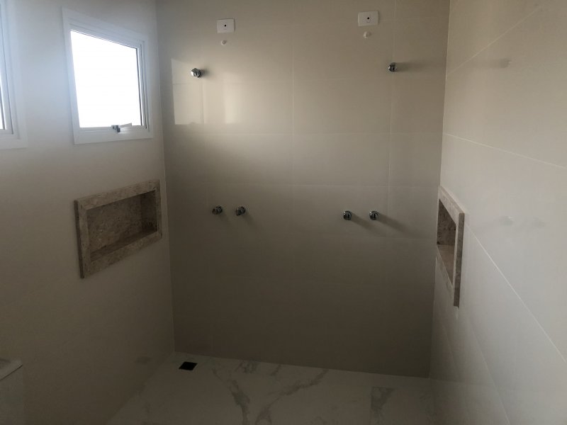 Casa de condomínio à venda Uberaba com 298m² e 4 quartos por R$ 1.390.000 - 1625702145-d307a324-8d3e-4aa6-980e-1dee31a8c3e2.jpeg