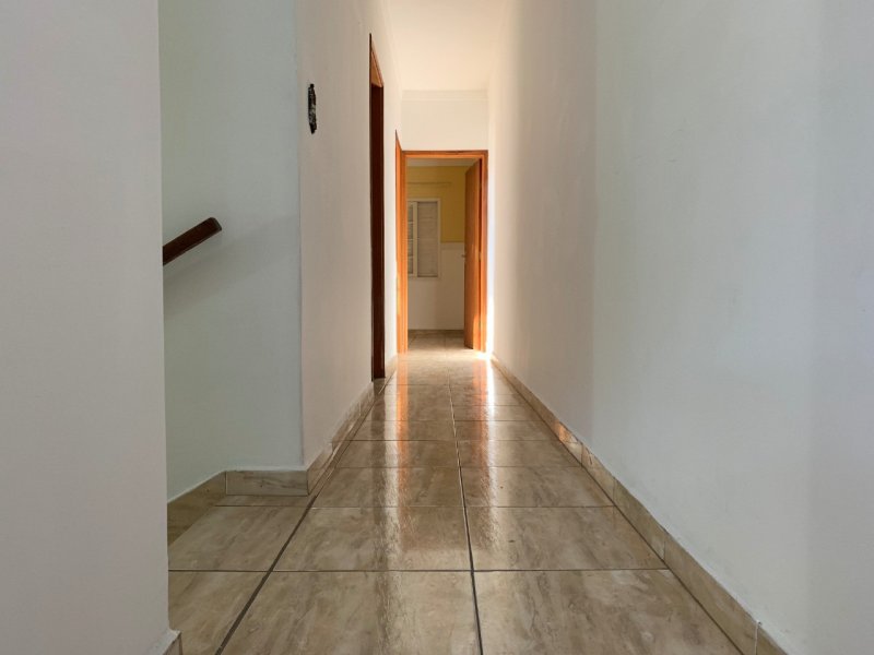 Casa à venda Vila Guiomar com 198m² e 4 quartos por R$ 690.000 - 1295604798-z.jpg