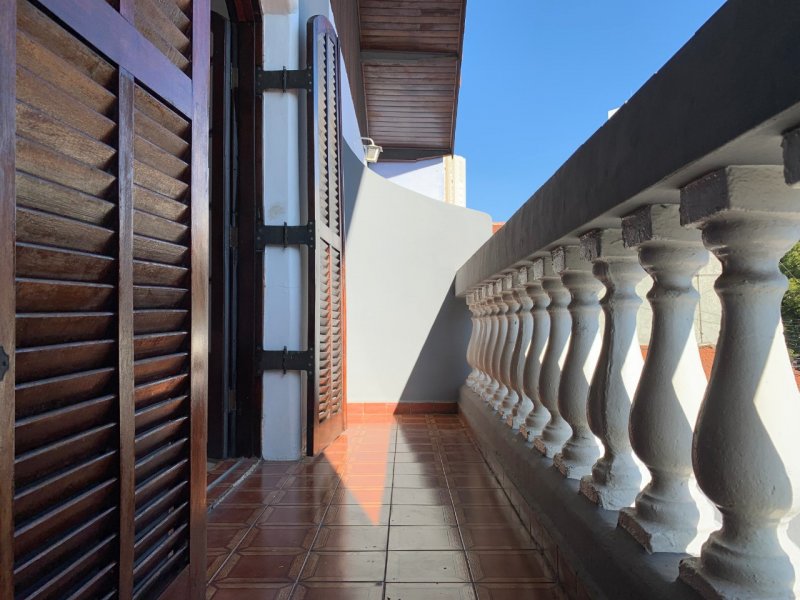 Casa à venda Vila Guiomar com 198m² e 4 quartos por R$ 690.000 - 1995553455-q.jpg