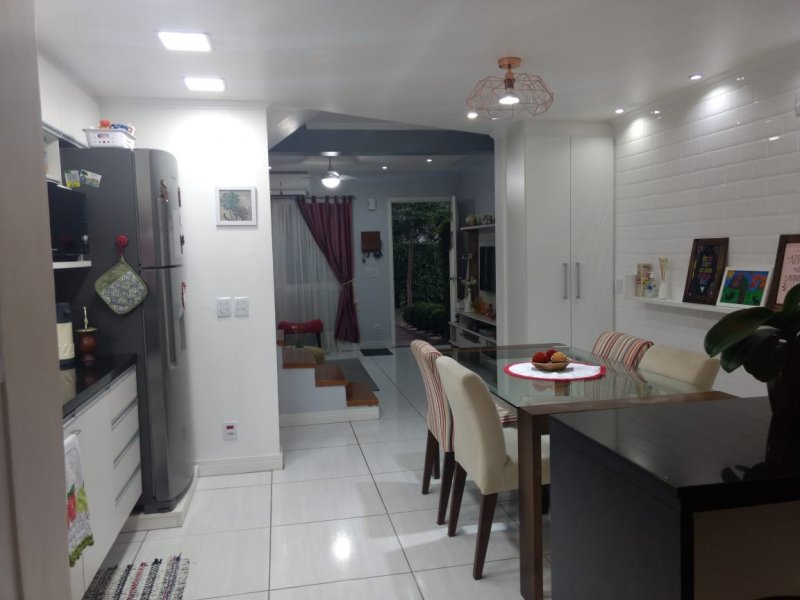 Casa de condomínio à venda Sarandi com 90m² e 2 quartos por R$ 435.000 - 1382823490-3.jpeg