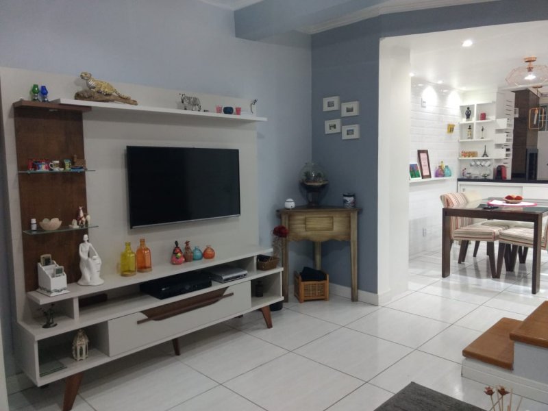 Casa de condomínio à venda Sarandi com 90m² e 2 quartos por R$ 435.000 - 1941772252-1.jpeg