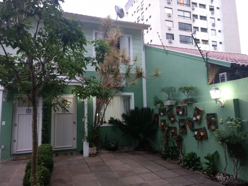 Casa de condomínio à venda Sarandi com 90m² e 2 quartos por R$ 435.000 - 280396917-0.jpeg