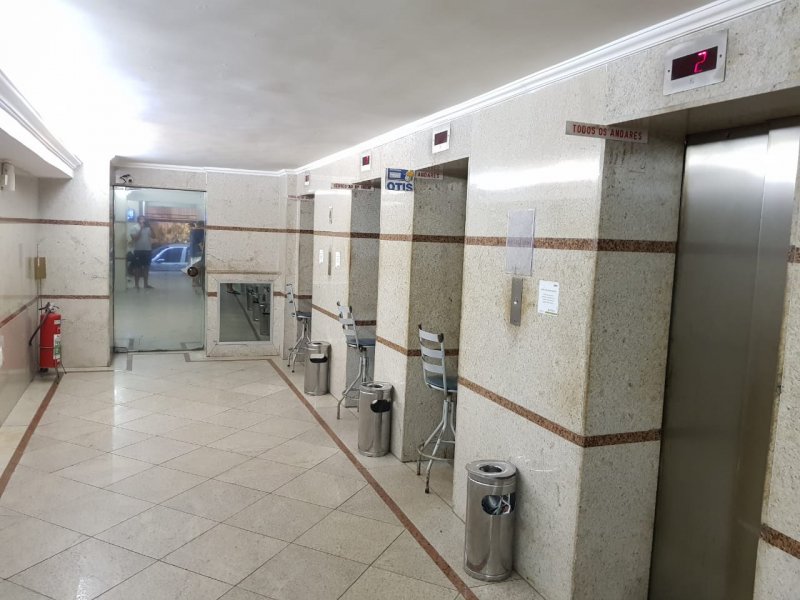 Comercial à venda Centro com 32m² e  quartos por R$ 115.000 - 768576308-whatsapp-image-2019-07-19-at-13.jpeg